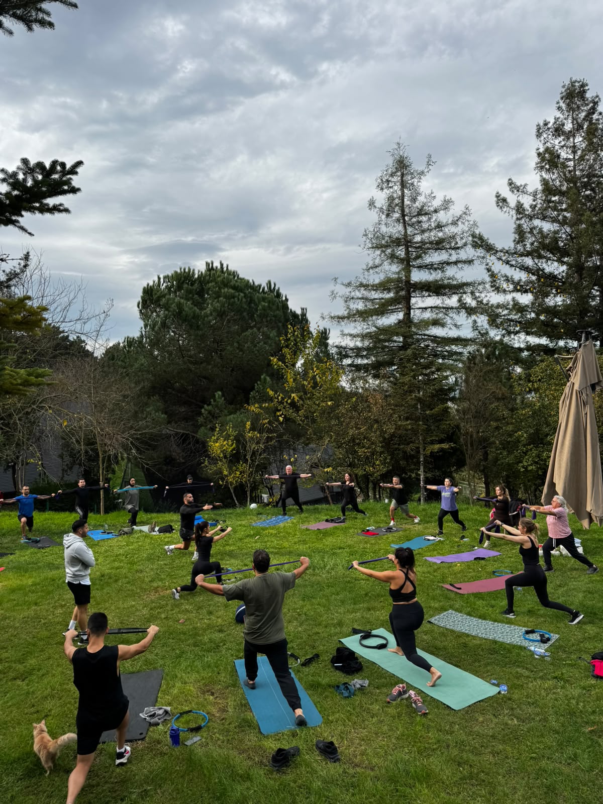 Outdoor Training etkinliğine katılan CB Fit Camp grubu